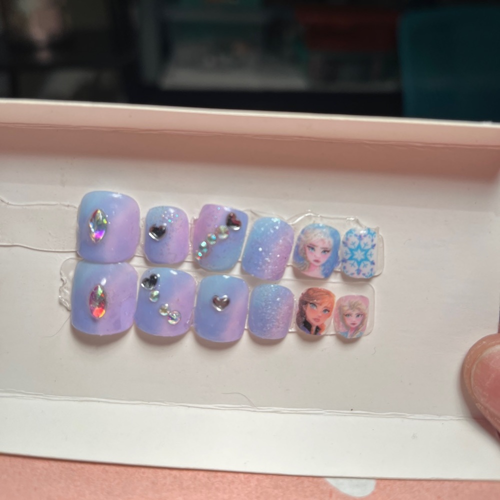 Custom nails for kids or parties